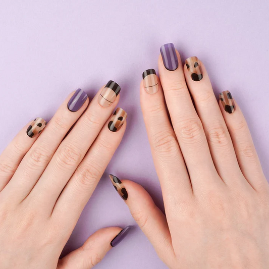 Comparing Nail Gel Strips to Traditional Nail Polish and Gel Manicures